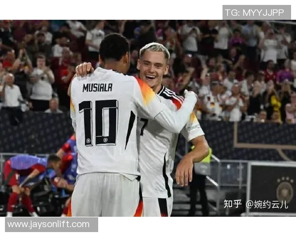 德国足球甲级联赛发展历程与球队竞争格局分析