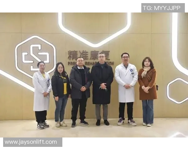 南京排球队与上海排球队赛后复盘探讨团队协作的成功与不足之处