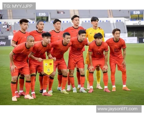 中国与日本足球明星的巅峰对决谁能称霸亚洲足坛